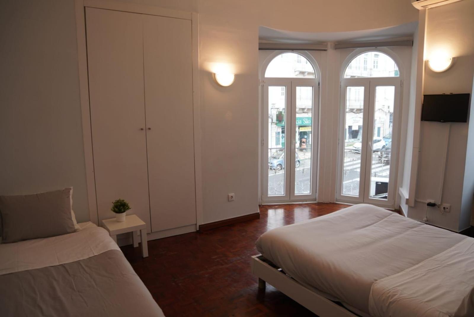 Bisengototo Homestay Lisboa المظهر الخارجي الصورة