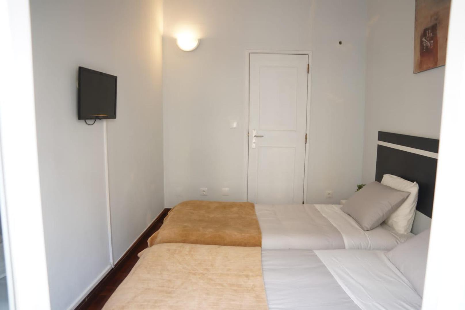 Bisengototo Homestay Lisboa المظهر الخارجي الصورة